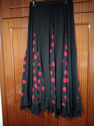 Falda flamenca y top volantes
