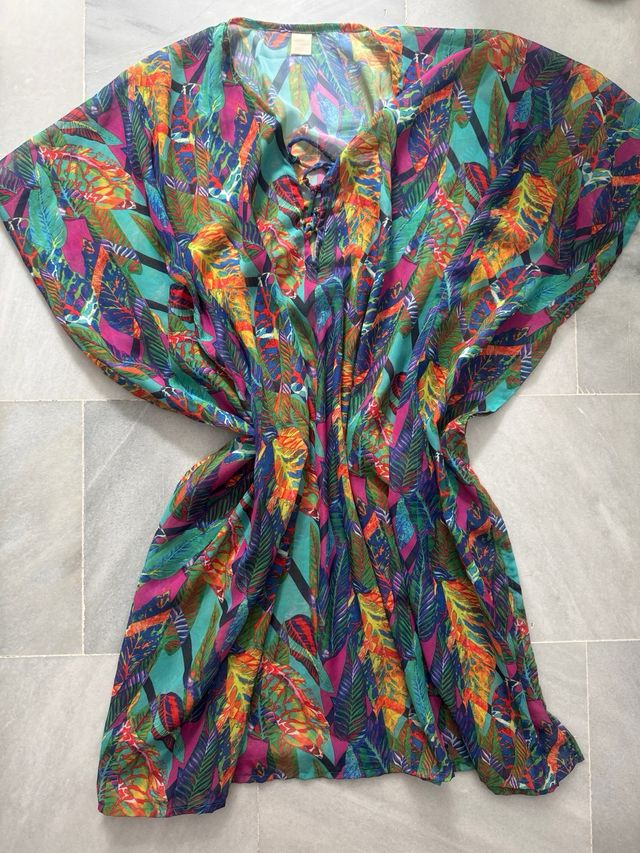 Lote 3 vestidos playa y bikinis Talla M 40-42