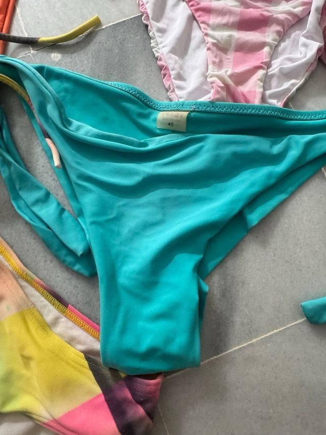 Lote 3 vestidos playa y bikinis Talla M 40-42