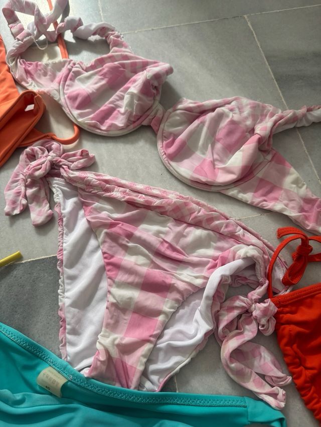 Lote 3 vestidos playa y bikinis Talla M 40-42