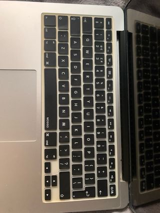 MacBook Pro 13 Plata Reutilizable