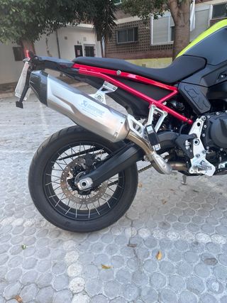 BMW F900 gs acabado intense TODOS EXTRAS (2025)