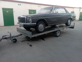 Mercedes-Benz 250 coupe w 114 1974