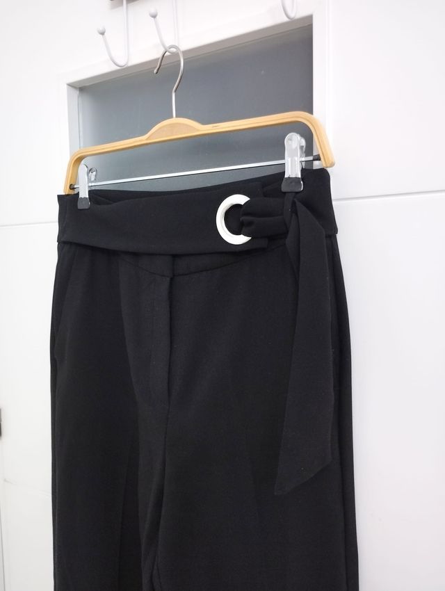 Pantalón cropped traje MANGO