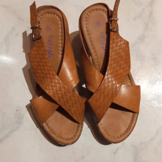 Sandalias cuña mujer marrón talla 38