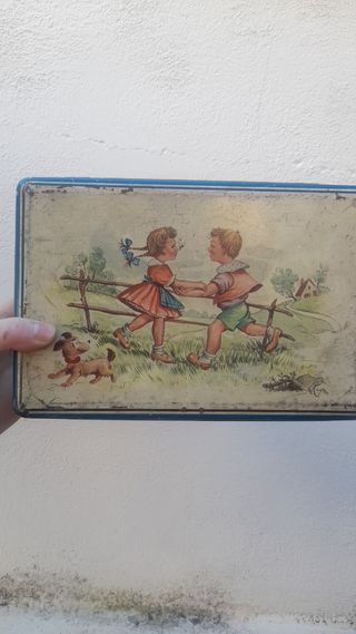 Scatola di latta vintage bambini e cane