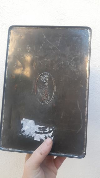 Scatola di latta vintage bambini e cane