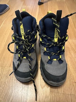 Botas montaña niño Decathlon T.31
