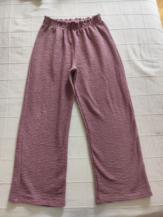 Conjunto niña 8 años . Camiseta y pantalón ancho.