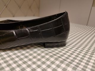 Bailarinas Zara efecto piel cocodrilo negras. 