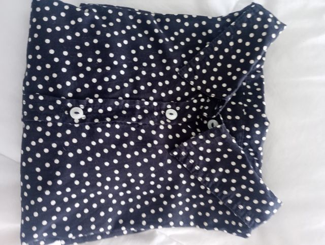 Blusa negra Mujer Lunares blancos