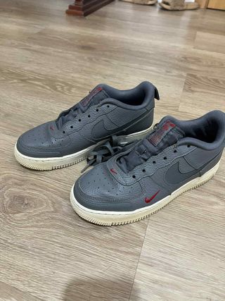 Zapatillas Nike Air Force 1 Gris/Rojo