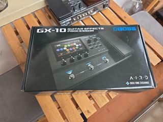 Boss GX-10