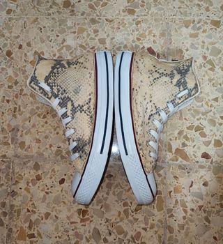 Converse Chuck Taylor Piel Serpiente Beige/Blanco