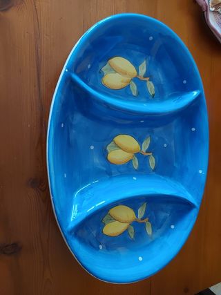 Vassoio in ceramica con limoni