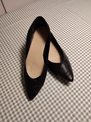 Bailarinas negras punta fina