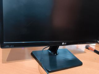 Monitor LG IPS LED Negro