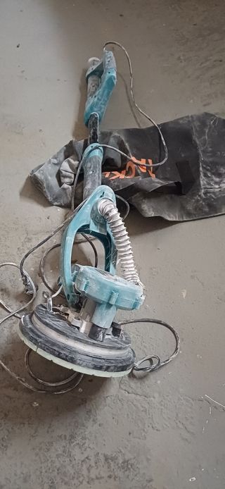 Lijadora de pared con discos de lijado