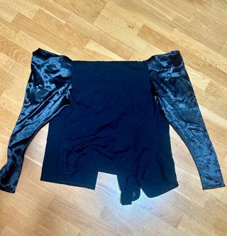 Top Uterqüe Negro inspiracion Yves Saint Laurent