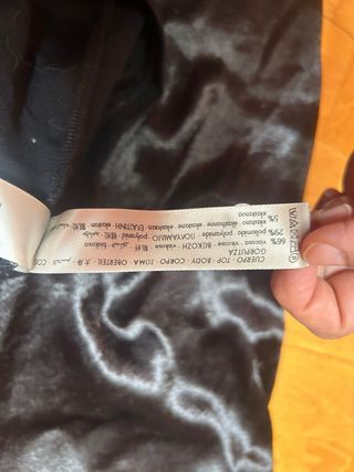 Top Uterqüe Negro inspiracion Yves Saint Laurent