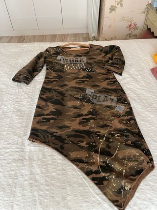 Vestido camuflaje con pedrería