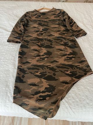 Vestido camuflaje con pedrería