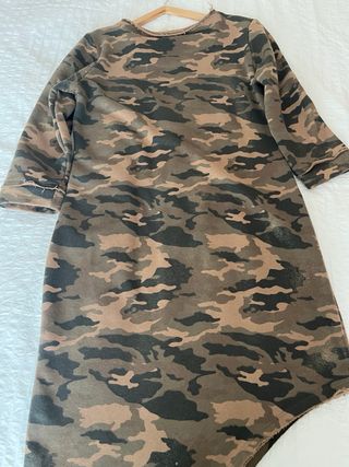 Vestido camuflaje con pedrería