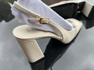 Zapatos tacón Zara Talla 40