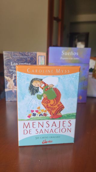 Baraja de Cartas de Tarot y Oráculo
