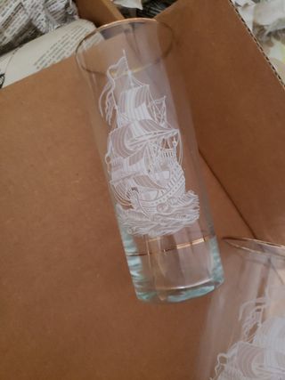 Vasos de tubo con diseño de barco y coches