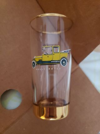 Vasos de tubo con diseño de barco y coches