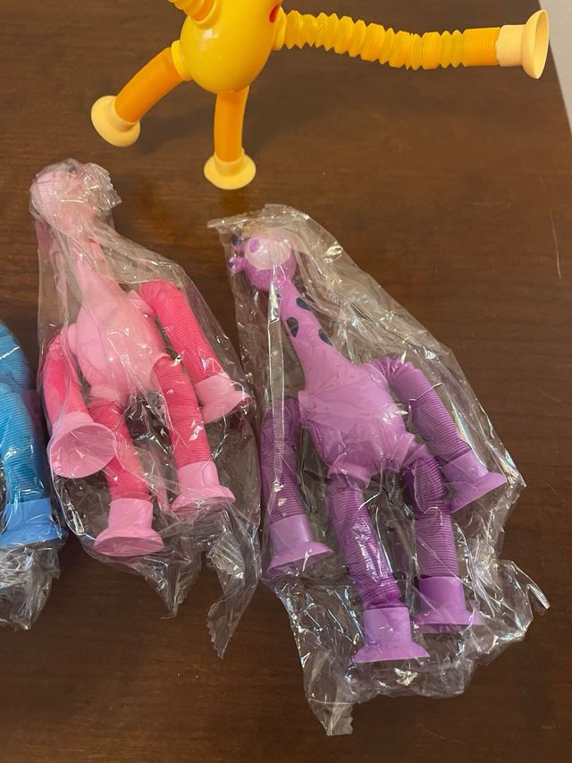 Conjunto 3 Bonecos Girafa Extensíveis