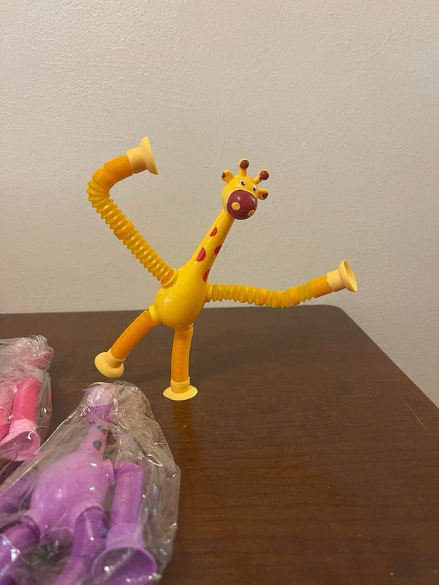 Conjunto 3 Bonecos Girafa Extensíveis