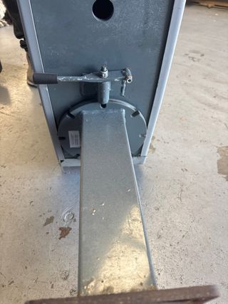 Asiento abatible y giratorio de ambulancia