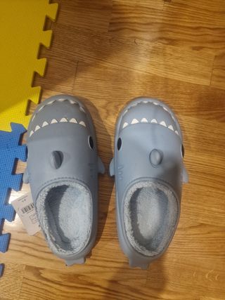 Chanclas Tiburón Hombre Gris, talla 43,44,45