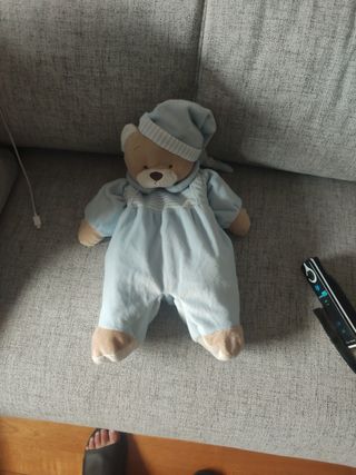 Peluche oso guarda pañales abierto detras azul