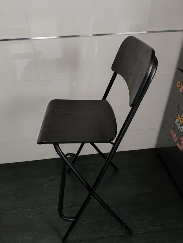 Taburete plegable Franklin 74cm Ikea Negro