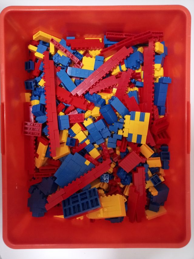 Hipermegalote LEGO piezas y sets de construcción.