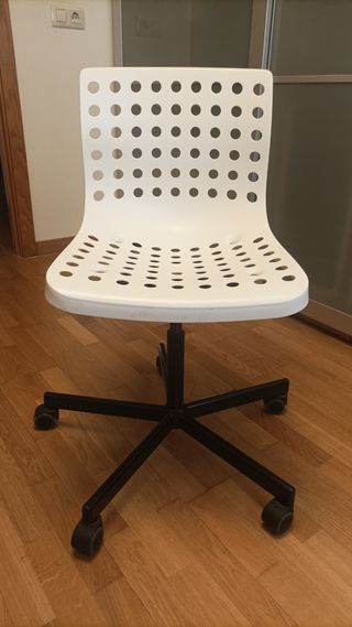 Silla de escritorio giratoria Ikea blanca