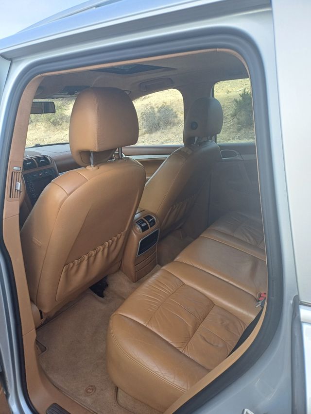 Porsche Cayenne 2005