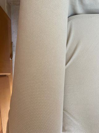 Butaca beige con funda