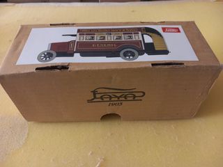 Réplica Paya Autobús General 1905