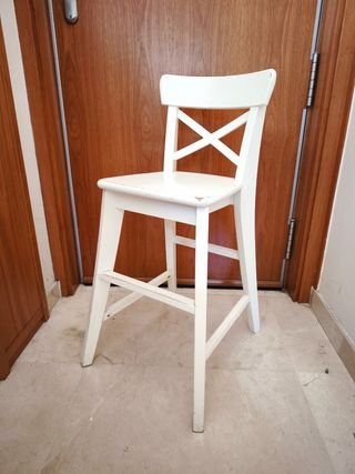 Silla alta Ingolf Ikea madera blanca (usada)