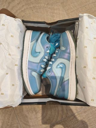 Jordan 1 Low SE Aquarius Blue Talla 39