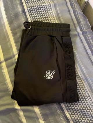 Pantalón chándal SikSilk negro ajustado