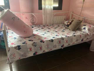 Cama Diván Metálica Blanca