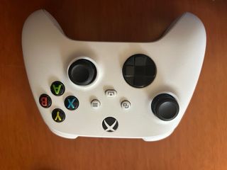 Xbox Series S 512GB, Baterías y 2 tarjetas 