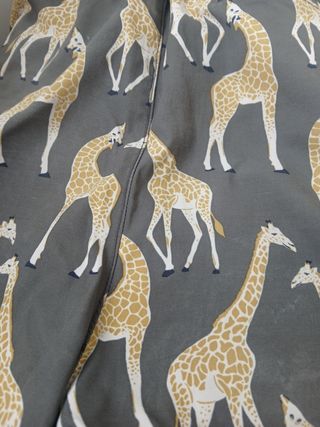 Bañador chico jirafas verde