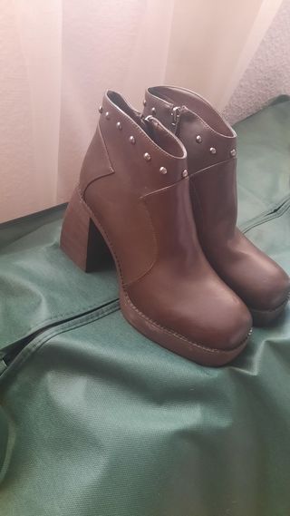 Botines marron
