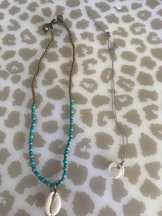 Collares conchas y luna plateada